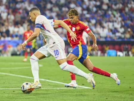 Franța, a doua semifinală a Ligii Națiunilor » Echipa GSP este în direct de pe stadionul din Stuttgart, oferind cele mai relevante informații.