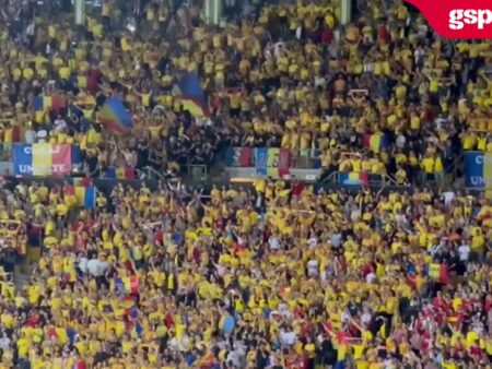 Imnul României, intonat de 16.000 de români la Viena, înaintea confruntării cu Austria