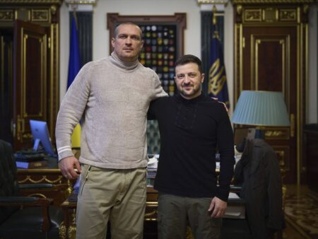 „Bombe, rachete. În fiecare noapte! Să simtă și el cum e”