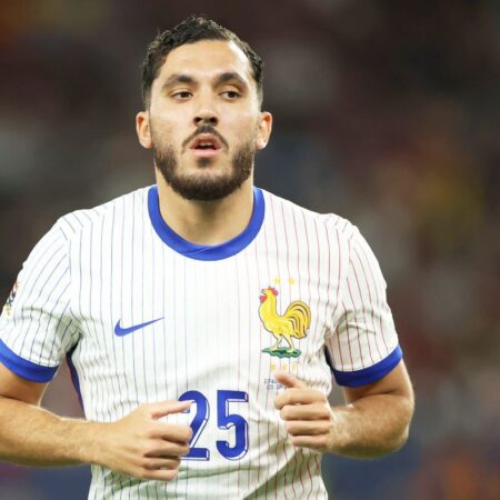 Manchester City l-a achiziționat pe Rayan Cherki la timp » Contract de 5 ani