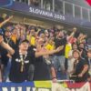 România U21 – Slovacia U21 1-2 » Tricolorii mici, aclamați și sprijiniți de suporterii români din stadionul din Bratislava la finalul partidei.
