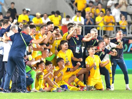 „Giuleștiul se umple!” » Câte bilete sunt disponibile pentru semifinala România U19 la Euro 2025?