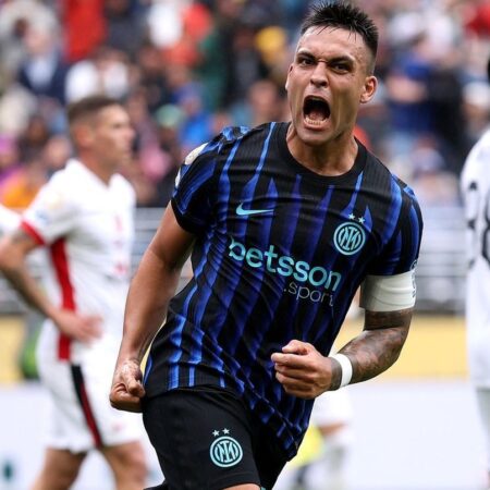 Urawa Red Diamonds 2-1 » Echipa lui Chivu a reușit o lovitură de grație în prelungiri și se apropie de optimile de finală la Mondialul Cluburilor
