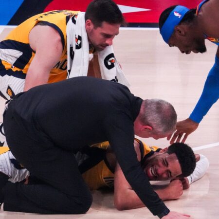 „Blestemul” numărului 0 a lovit NBA! O coincidență ciudată pentru cei 3 jucători cu tendonul ahilian rupt în play-off.