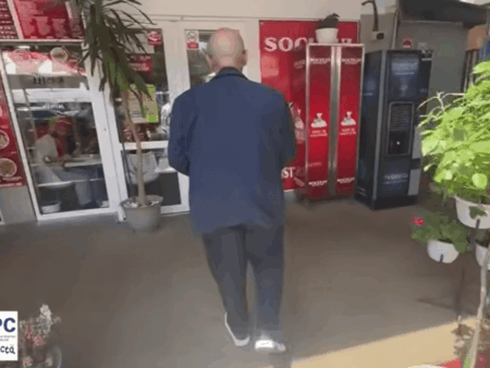 Piedone, în control la shaormeria Socului: ce nereguli a identificat