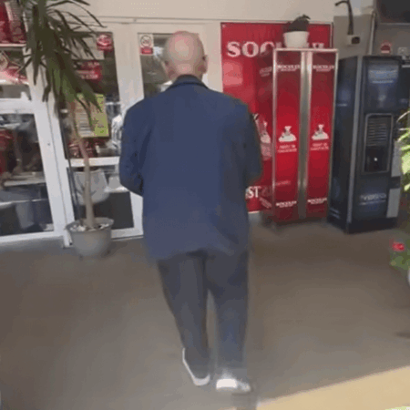 Piedone, în control la shaormeria Socului: ce nereguli a identificat