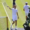 Tsitsipas, Medvedev și Ostapenko, ELIMINAȚI în primul tur!