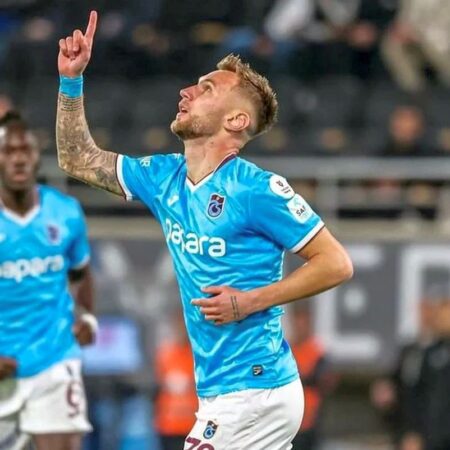 Denis Drăguș, pe lista de transferuri a celor de la Trabzonspor » Încă un club s-a arătat interesat
