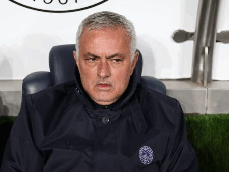 Cutremur în Turcia, după mesajele Comisiei de disciplină pe WhatsApp. Jose Mourinho, cauza demisiilor în lanț.