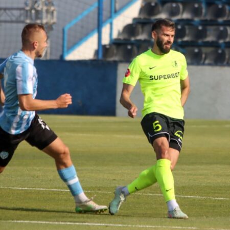 Start prost pentru Ianis Zicu » Farul a cedat în primul amical al verii