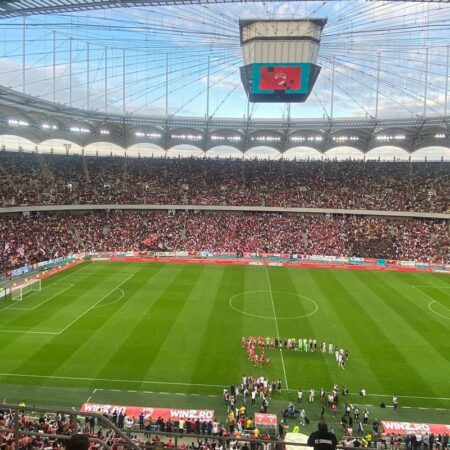 Abonamentele pentru echipele din Superligă sunt acum disponibile » Ce noutăți sunt la FCSB și cine practică cele mai mari prețuri