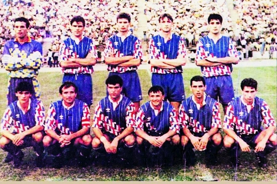 Vasile Mănăilă în echipa Universității Craiova în anul titlului din 1990 - 1991 A murit Vasile Mănăilă, fost câștigător al eventului cu Universitatea Craiova, avea doar 62 de ani