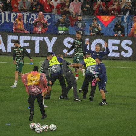 UEFA nu dorește să mai asiste la astfel de momente, dar a fost inevitabil! Ce s-a întâmplat înainte de meciul cu Germania
