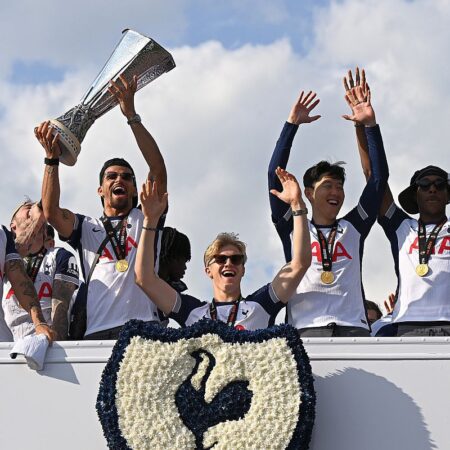 Tottenham l-a achiziționat cu 45 de milioane de euro după ce a marcat 3 goluri în 20 de meciuri.