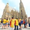 „Zidul Galben” invadează Viena » Imagini spectaculoase din Stephansplatz cu suporterii români