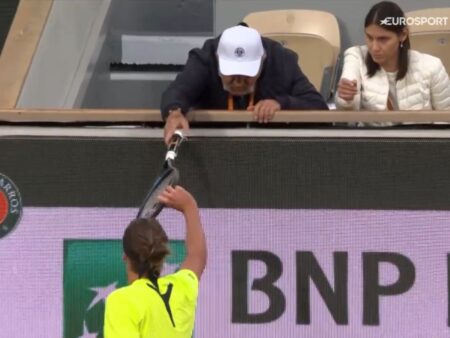Moment impresionant pe Philippe-Chatrier! Ion Țiriac l-a sprijinit pe Alexander Zverev și a acționat ca intermediar.