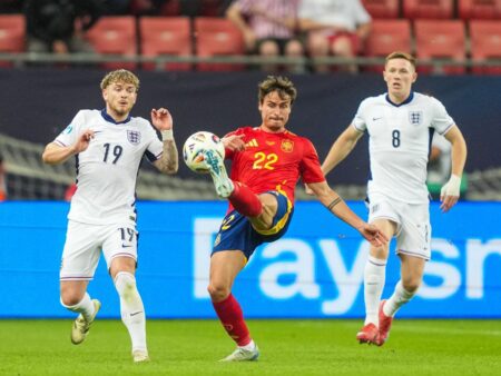 Luptă acerbă în Premier League pentru starul de la EURO U21 » Chelsea pregătește o ofertă de 50 de milioane de lire sterline.