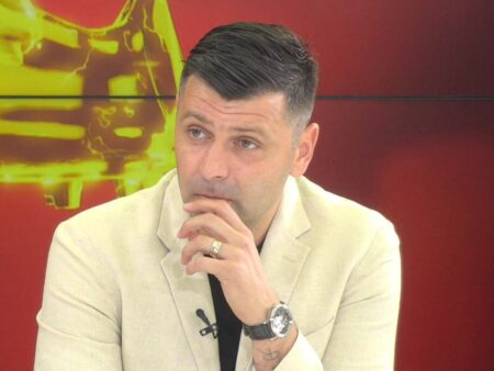 „Incredibil! Noaptea îți mai răpește un Instagram, o fată…”