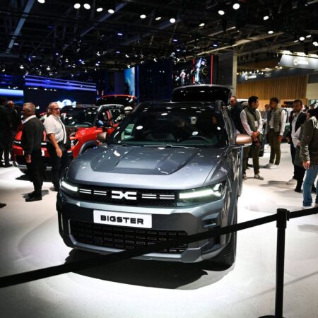 Dacia oferă angajaților până la 40.000 de euro pentru concedierea voluntară