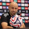 Iată o variantă refăcută a titlului: 

„Istoria personală în fața prieteniei! Mesajul lui Javier Mascherano pentru Xabi Alonso: ‘Nu-i doresc să aibă succes'”