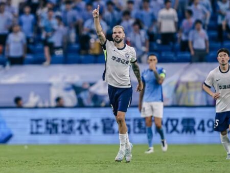 Alexandru Tudorie a înscris din nou în China » Atacantul a reușit o „dublă” în aceleași 45 de minute, dar în porți diferite