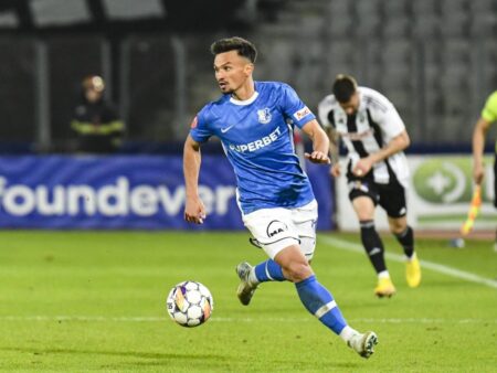 Dorind să joace pentru Dinamo, Cristi Ganea a semnat un contract de doi ani în Superliga.