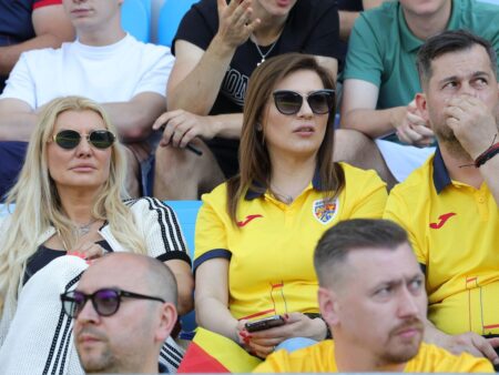 Prezență deosebită pentru Daniel Pancu în tribunele stadionului din Bratislava! Cine l-a susținut pe selecționerul U21?