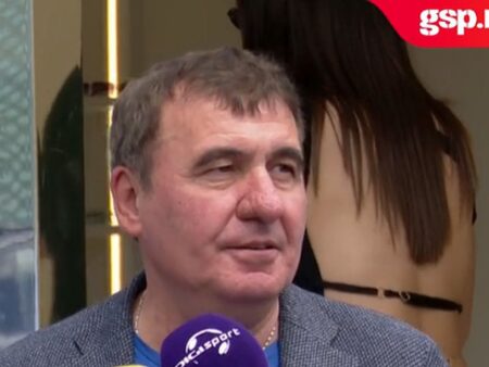 După ce a încercat ochelarii fiului său, Gică Hagi i-a stabilit lui Ianis Zicu un obiectiv la Farul.