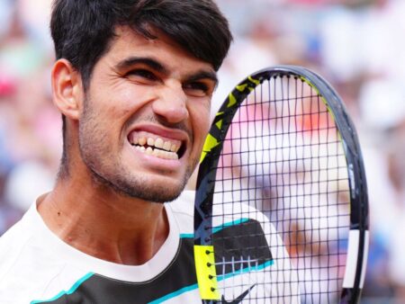 Carlos Alcaraz, Regele de la Queen’s! Spaniolul a câștigat o sumă frumoasă și este în formă înainte de Wimbledon.