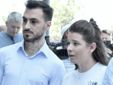 Ce hotărâre au luat Kira Hagi și Thomas Ferfelis în legătură cu nunta?