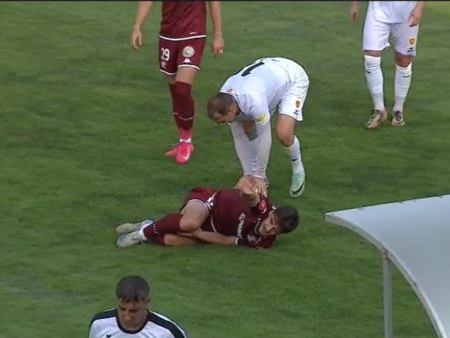 Vestea pe care niciun rapidist nu dorea să o audă: verdict sever pentru Burmaz! Cât timp va fi absent atacantul sârbească.