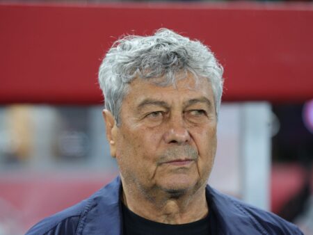 Scenariul lui Mircea Lucescu pentru reconstruirea echipei naționale » Doi jucători ar putea fi lăsați în umbră