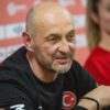 Costică Buceschi, favorit pentru a conduce echipa de handbal feminin Minaur Baia Mare