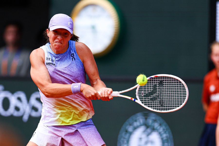 Iga Swiatek pe zgura de la Roland Garros Iga Swiatek în semifinale la Roland Garros