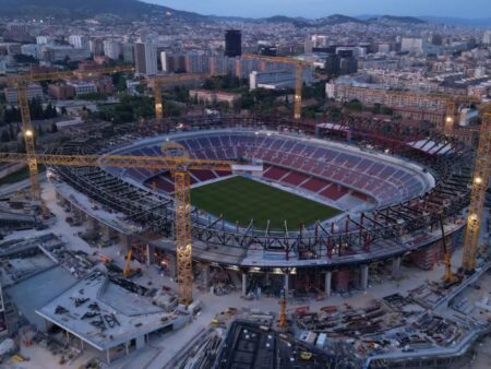 Iată unde va juca Barcelona în 40 de zile! » Între macarale, fără catering, toalete, lifturi și parcare