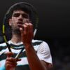 Doamnelor și domnilor, Carlos Alcaraz! Spaniolul a salvat trei mingi de meci în finala dramatică cu Jannik Sinner la Roland Garros 2025.
