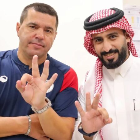 Cosmin Contra, debut impresionant în Qatar: rezultatul stârnește reacții în lumea arabă