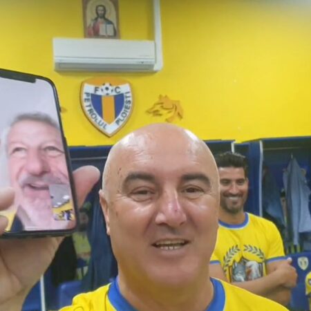 Ion Marin, sunat de foștii elevi din vestiarul Petrolului înainte de semifinala de la EURO: „Vorbește mai tare, profesore!”