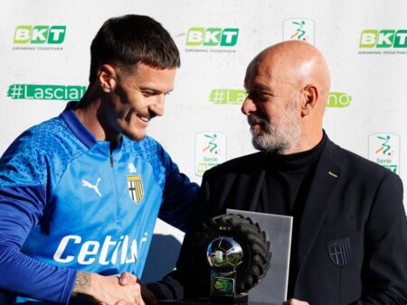 Dan Șucu face coupul! Părăsește Parma și semnează cu Rapid