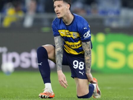 Ce se întâmplă cu Dennis Man? Declarația oficialului de la Parma