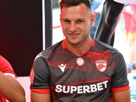 Dennis Politic, transferat la FCSB! Mihai Stoica: „Sunt încrezător că se realizează. Îmi pare rău că pleacă Musi.”