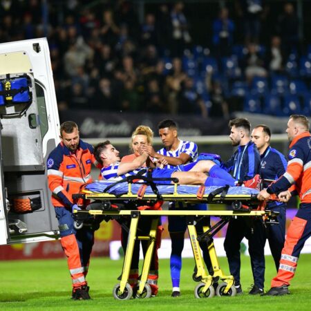 Accident terifiant la Metaloglobus – Poli Iași! Jucătorul a fost dus cu ambulanța la spital.