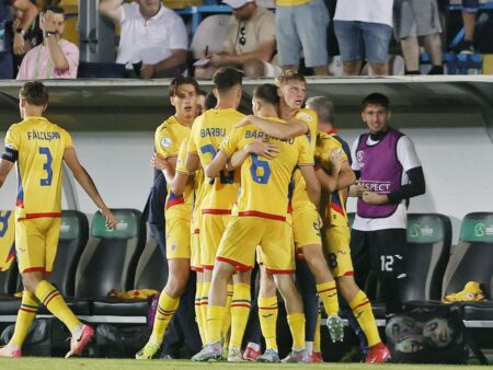 „A promovat cu o notă mică” + „Să nu învinovățim arbitrajul!”