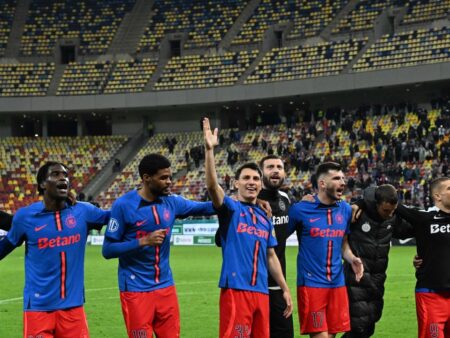 Pus pe linie moartă de FCSB, jucătorul a atras atenția unei alte echipe din Superligă! Decizia neașteptată a fotbalistului