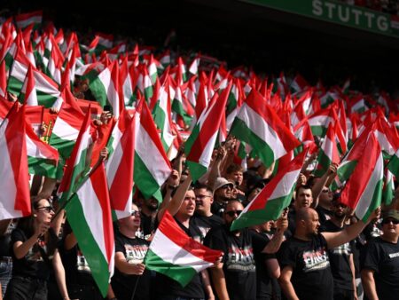 Ungaria în sărbătoare: al treilea fotbalist maghiar își semnează contractul cu Liverpool!