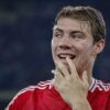 Schimbul Hojlund – Taremi a căzut. Manchester United solicită o sumă mare pentru atacantul danez.
