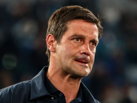 Întâlnirea dintre Cristi Chivu și conducerea Inter s-a finalizat! Ce se va întâmpla în orele următoare pentru antrenorul român?