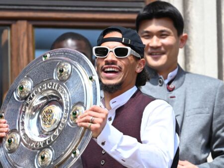 Transfer confirmat! Leroy Sané schimbă echipa.