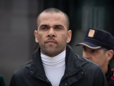 Finanțare pentru Dani Alves: Peste 500.000 de euro obținuți!