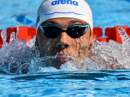 David Popovici se antrenează pentru prima competiție oficială din 2025